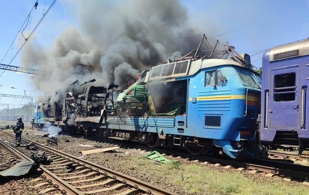 Російська агресія: атака на пасажирський поїзд в Запоріжжі