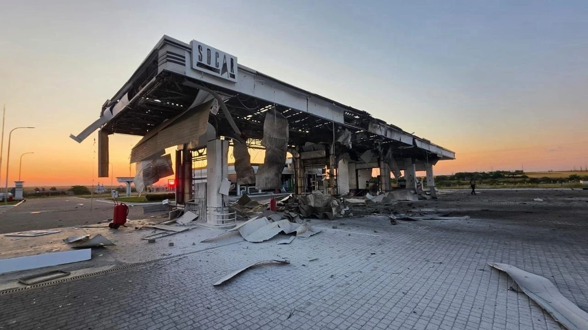 Російські війська двічі обстріляли АЗС SOCAR поблизу Миколаєва
