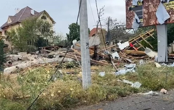 Російські війська завдали авіаударів по Херсону: багато постраждалих