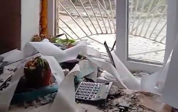 Російські війська завдали удару по офісу Червоного Хреста в Донецькій області