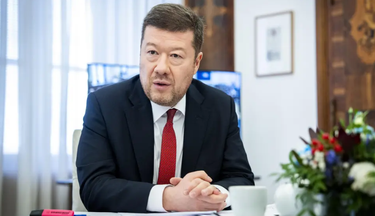 Спікер парламенту Чехії обговорив питання безпеки зі спецслужбами перед поїздкою до Китаю