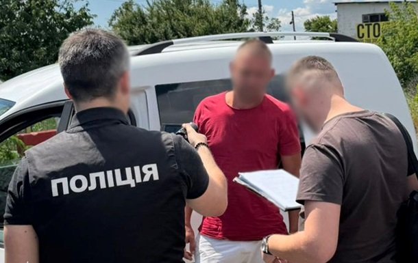 Суд над військовим, який за 20 тисяч доларів намагався "продати" тилову посаду