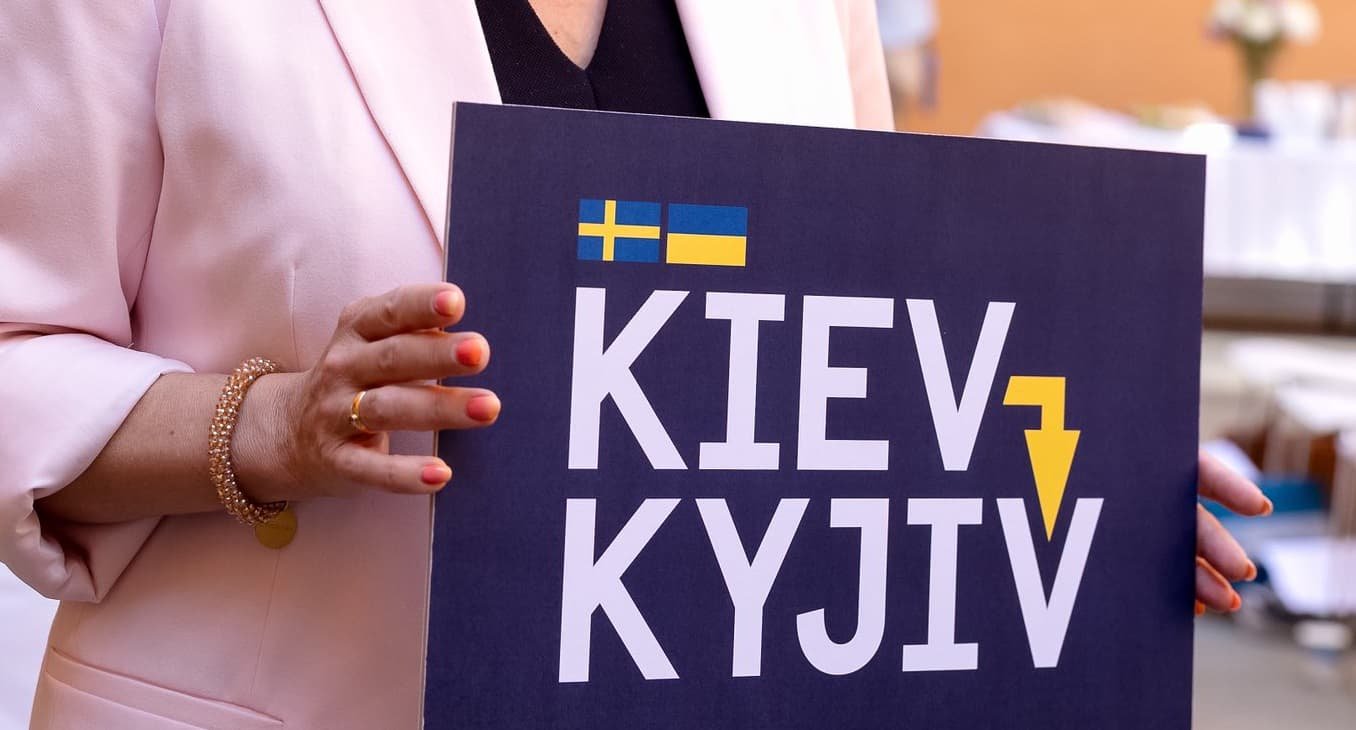 Сибіга висловив вдячність Швеції за підтримку у відмові від російської транслітерації українських міст