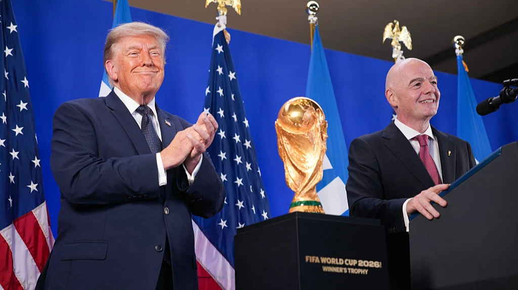 Трамп отримав трофей ЧС-2026 у VIP-ложі: ексклюзивний момент для президента США
