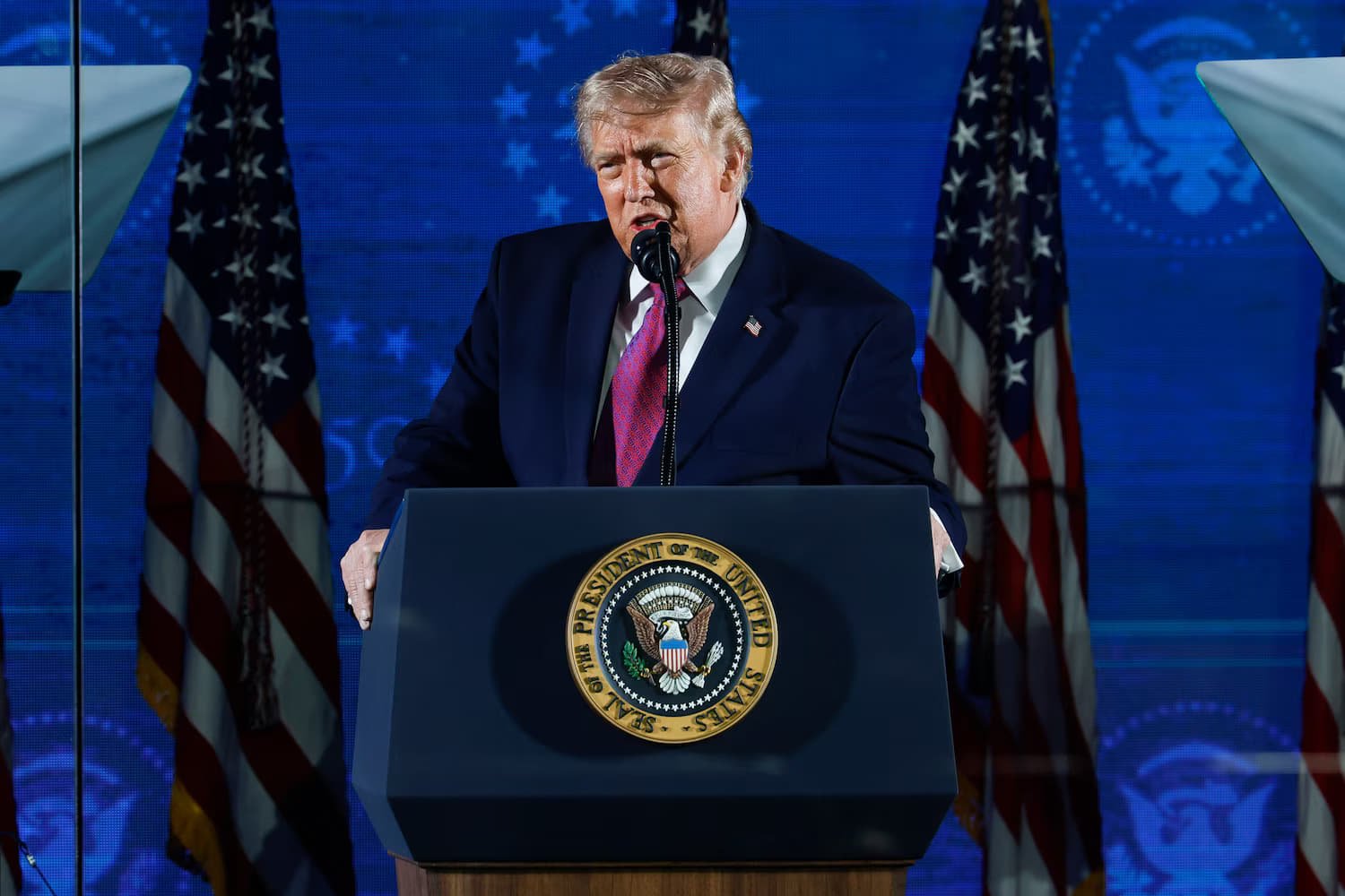 Трамп визначив основну загрозу для економічного розвитку США