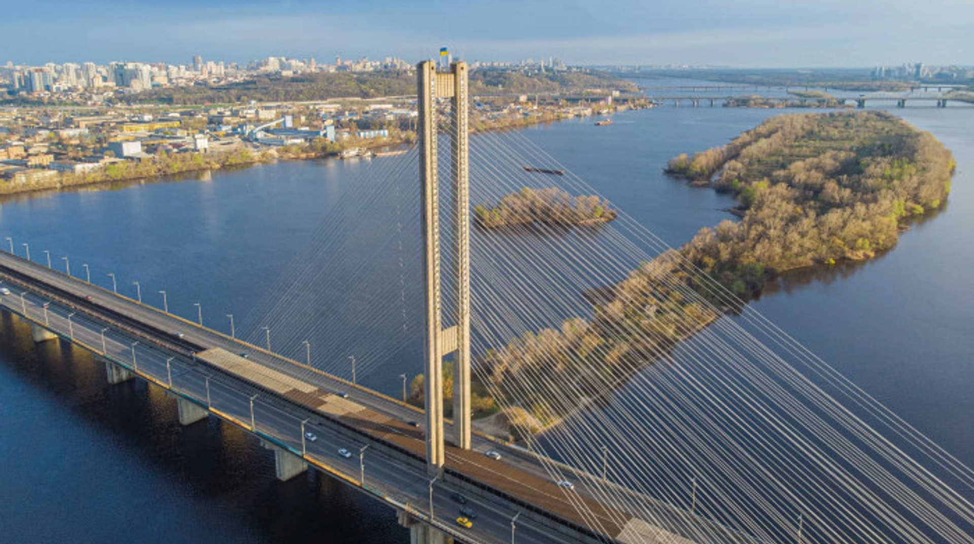 У Києві розпочато тендер на розробку проєкту ремонту метропереходу через Дніпро