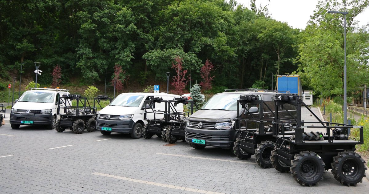 У Львові 125-й бригаді вручили техніку вартістю понад 9 мільйонів гривень