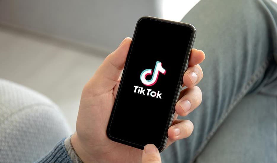 У Великій Британії розпочато розслідування TikTok через питання захисту неповнолітніх користувачів