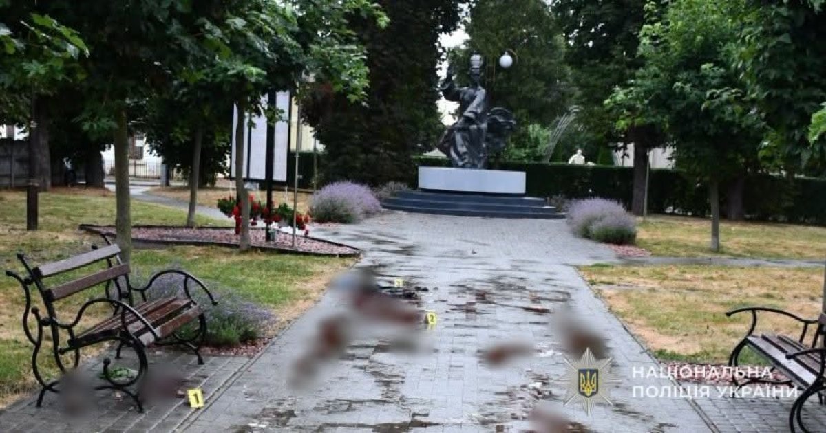 У Яворові чоловік завдав ножових поранень співрозмовнику під час конфлікту