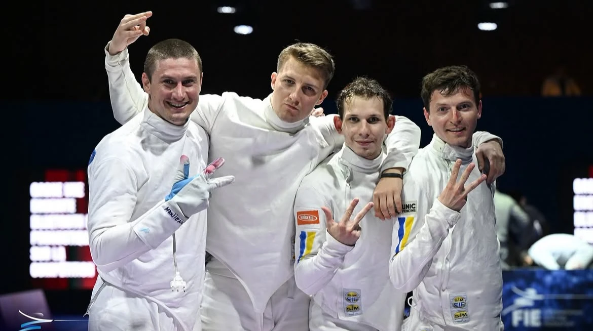 Українські фехтувальники здобули вражаючу перемогу над Польщею та вийшли до чвертьфіналу ЧС-2026