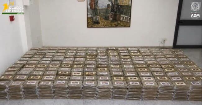 В Італії в результаті крупної операції вилучено кокаїн на суму 250 мільйонів євро