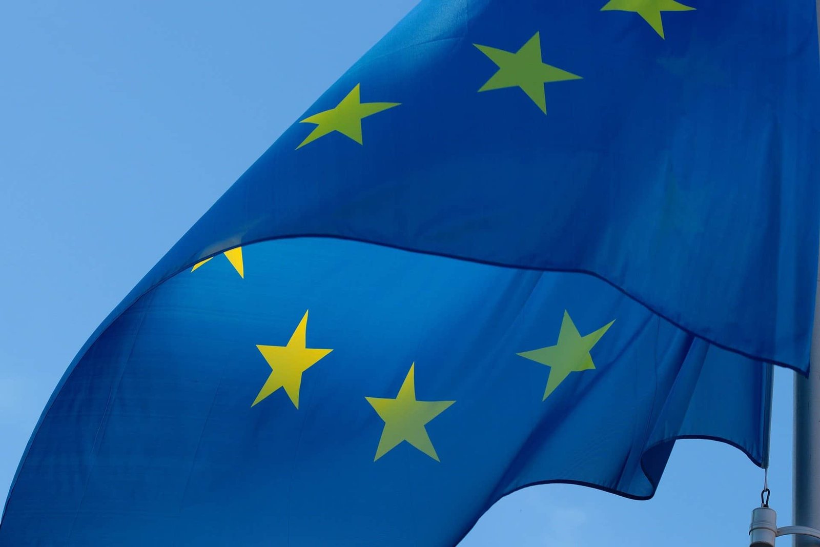ЄС розглядає можливість скасування пакетів санкцій проти Росії, повідомляє FT