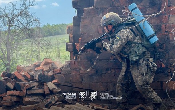 З початку доби зафіксовано 215 боєзіткнень на фронті