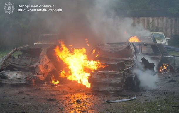 Запоріжжя під обстрілом: кілька постраждалих внаслідок російської атаки