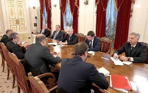 Зеленський про токсичність атмосфери навколо Путіна: нові виклики для світової спільноти