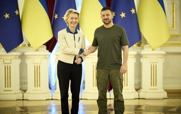 Зеленський вручив фон дер Ляєн нову державну нагороду України