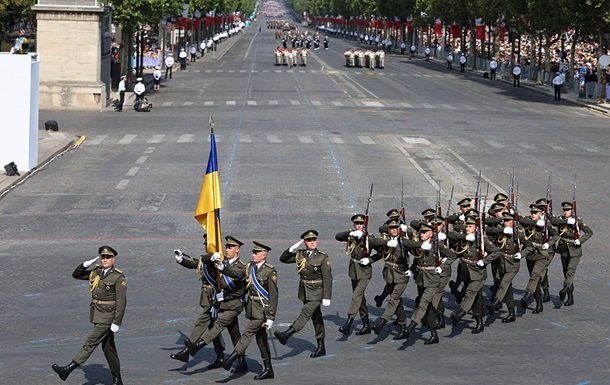 ЗСУ вперше взяли участь у військовому параді в Парижі