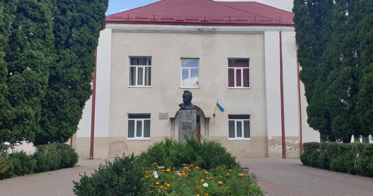 12 навчальних закладів Львівщини отримають 22,7 млн грн на забезпечення резервного електропостачання