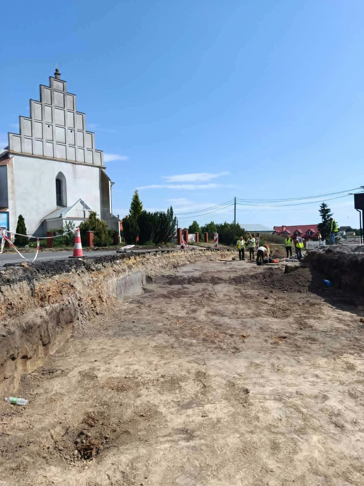 Археологи завершили перший етап розкопок у Куликові: виявлено монети та давні поховання