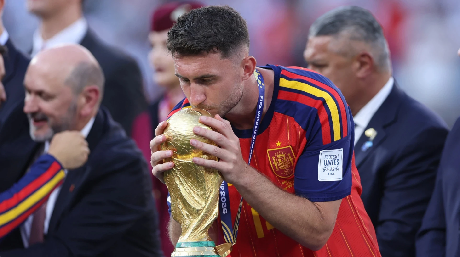 Атлетік оголосив ціну на чемпіона світу, що зацікавив Реал і Барселону