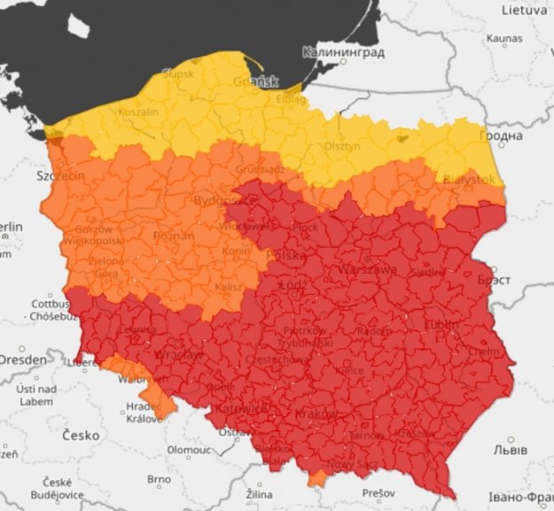 Екстремальна спека накрила половину території Польщі