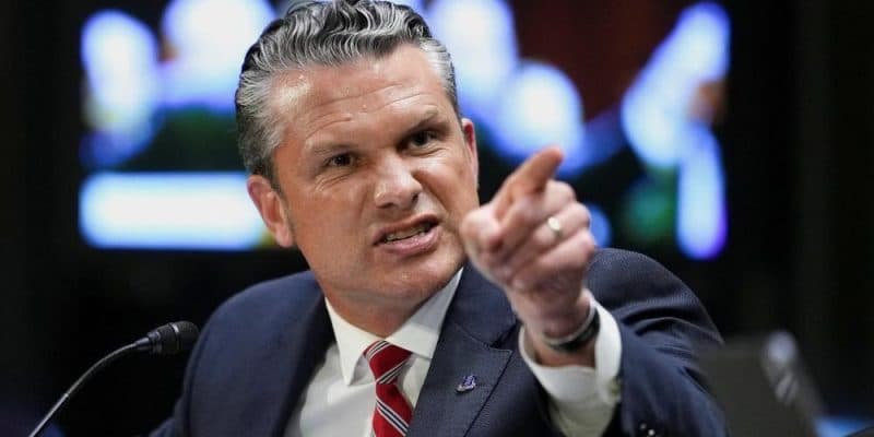 Глава Пентагону спростував інформацію про вичерпання запасів ракет у США