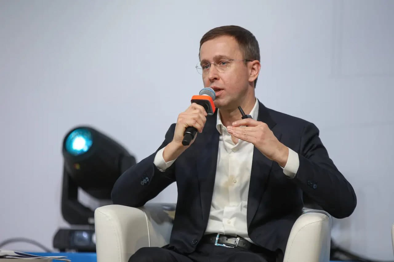 Корецький обговорив з Косом досягнення України на шляху до європейської інтеграції