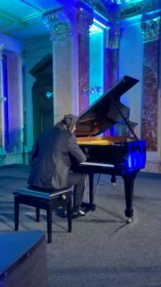 Латвійський піаніст Андрейс Осокінс перетворив свій фестиваль на платформу підтримки України.