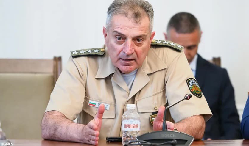 Начальник Генштабу Болгарії: український дрон міг потрапити до країни через засоби радіоелектронної боротьби