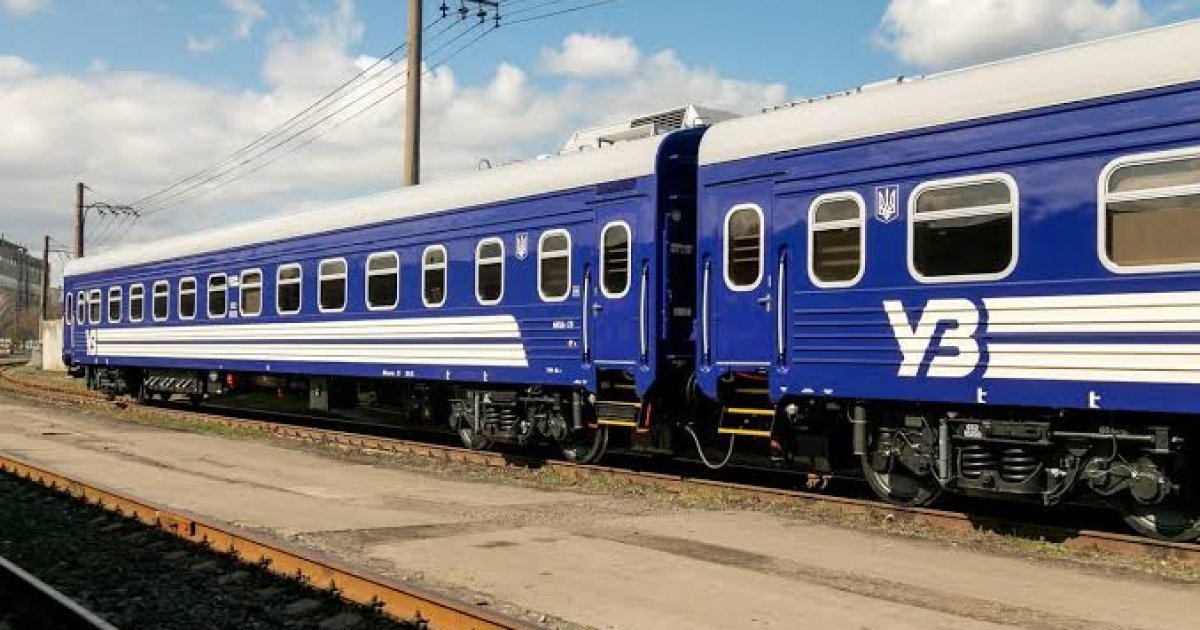 Поїзди до Львова затримуються до 9 годин через обстріли з боку Росії