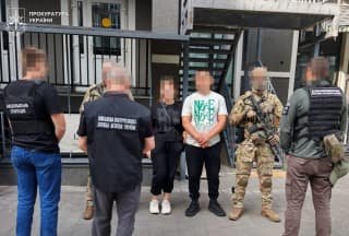 Правоохоронці Львівщини викрили схему незаконного виїзду ухилянтів за $5500, що передбачала фальсифікацію статусу "багатодітних" сімей.