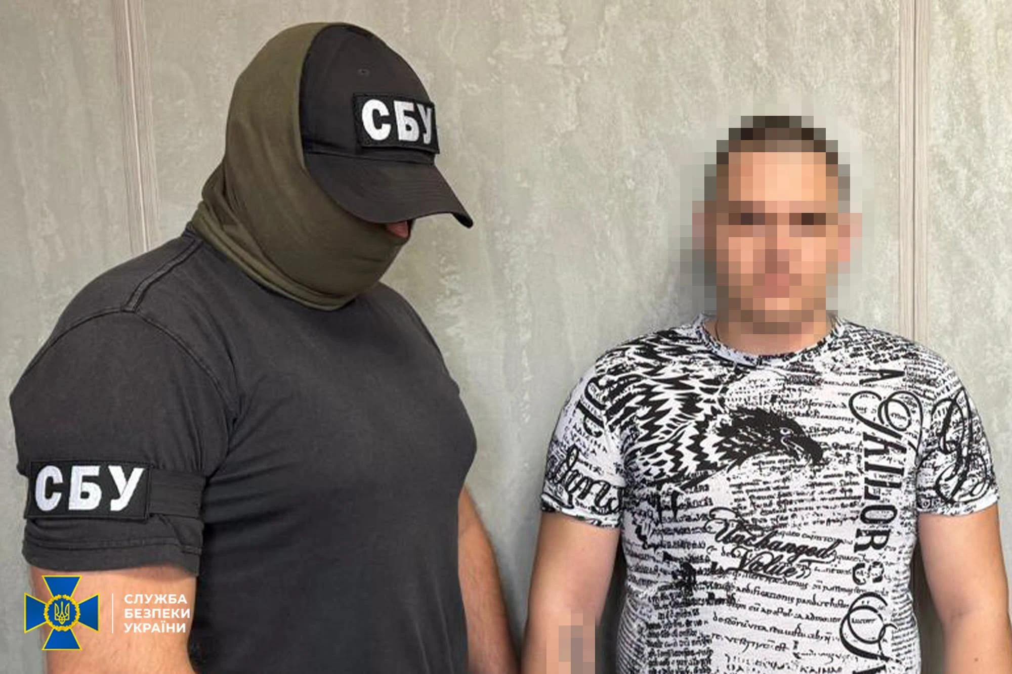 СБУ затримала російського агента, який встановлював камери для коригування атак на захід України