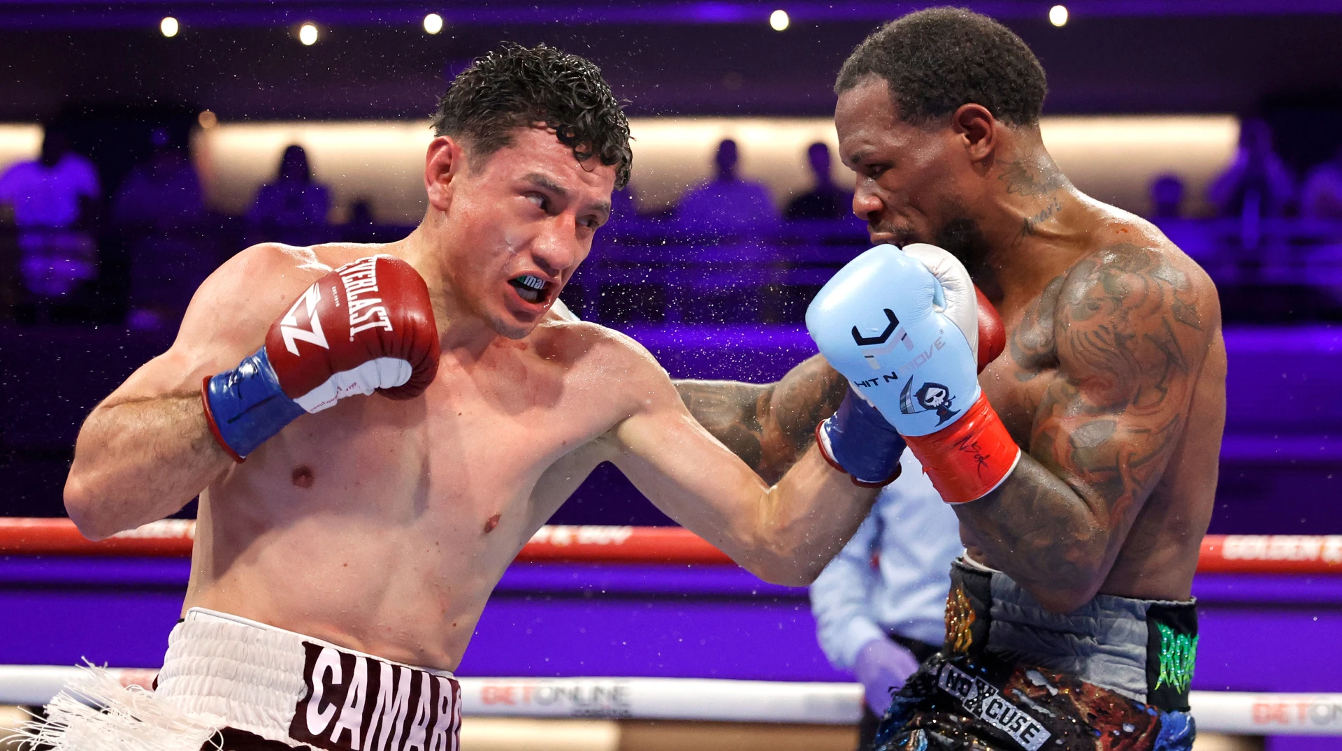 Сепеда здобув перемогу над Роучем і став чемпіоном світу WBC у легкій вазі