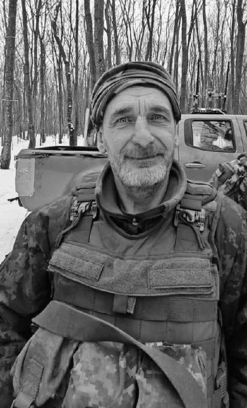 Щоденна хвилина мовчання о 9:00: вшануємо пам'ять загиблих разом.