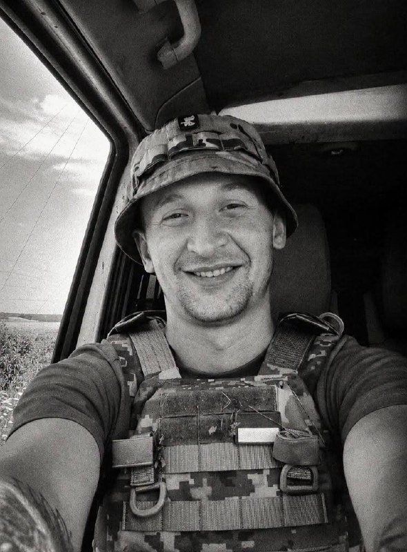Щоденна хвилина мовчання о 9:00: вшануємо пам’ять загиблих українців