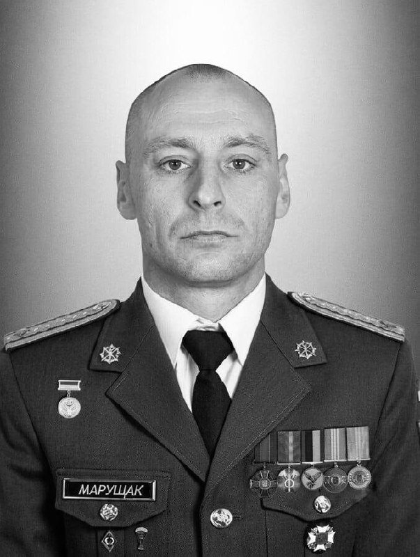 Щоденна хвилина мовчання о 9:00: вшанування пам’яті загиблих українців