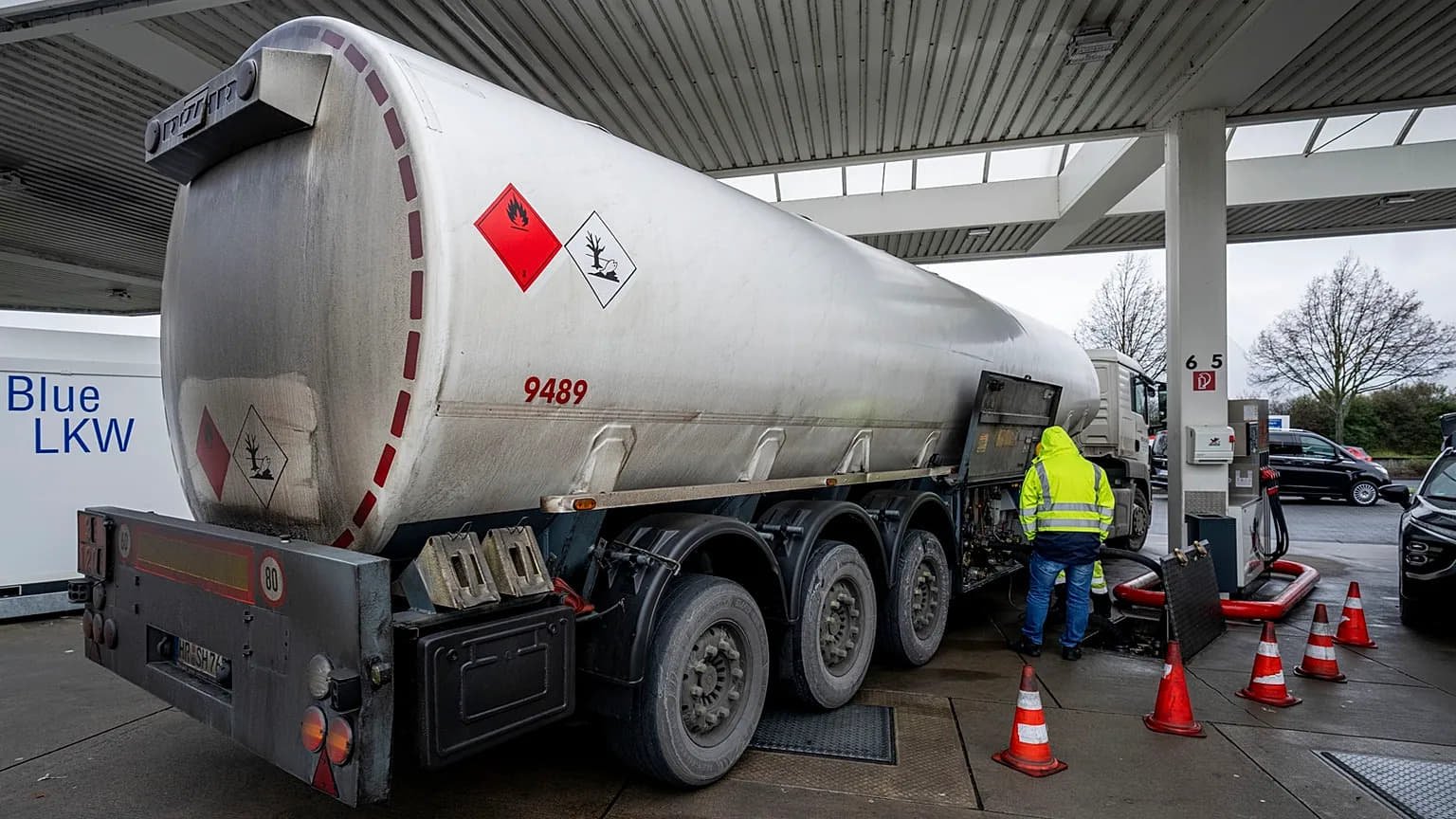 Шість країн ЄС виступили за впровадження податків на прибутки нафтових компаній