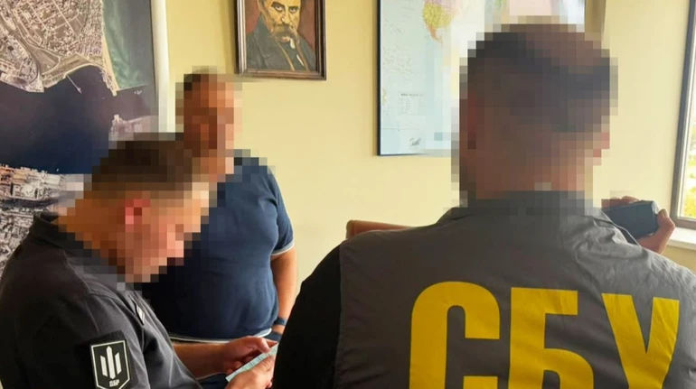Співробітника Чорноморського порту затримали за підозрою в отриманні хабара