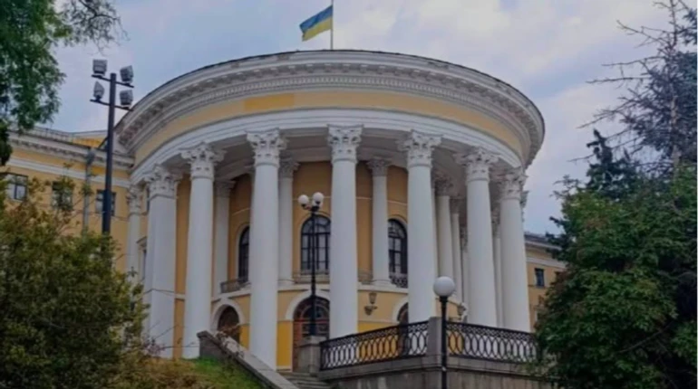Суд ухвалив рішення про повернення Жовтневого палацу державі з оцінкою близько одного мільярда гривень