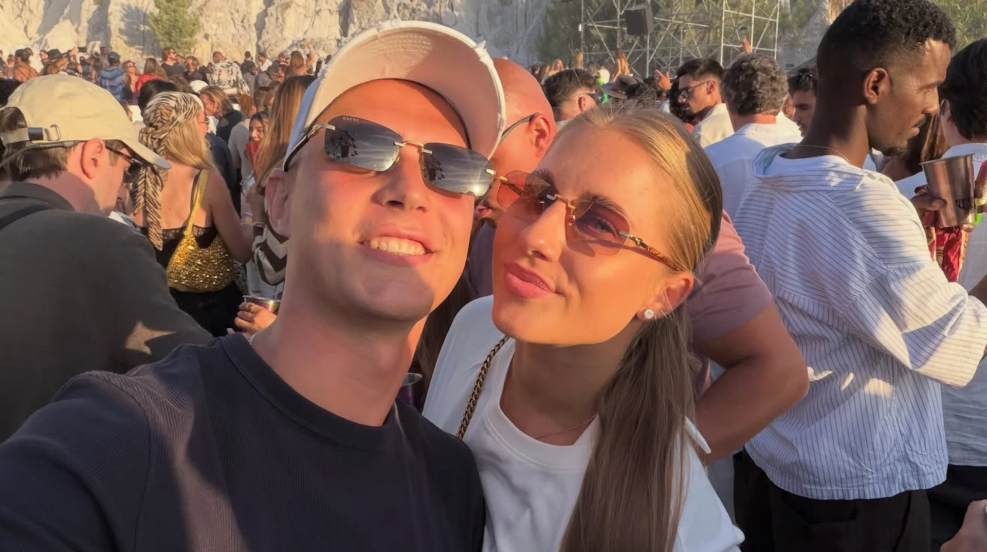 Судаков поділився зворушливими моментами з родиною, реалізуючи мрії про щасливе життя