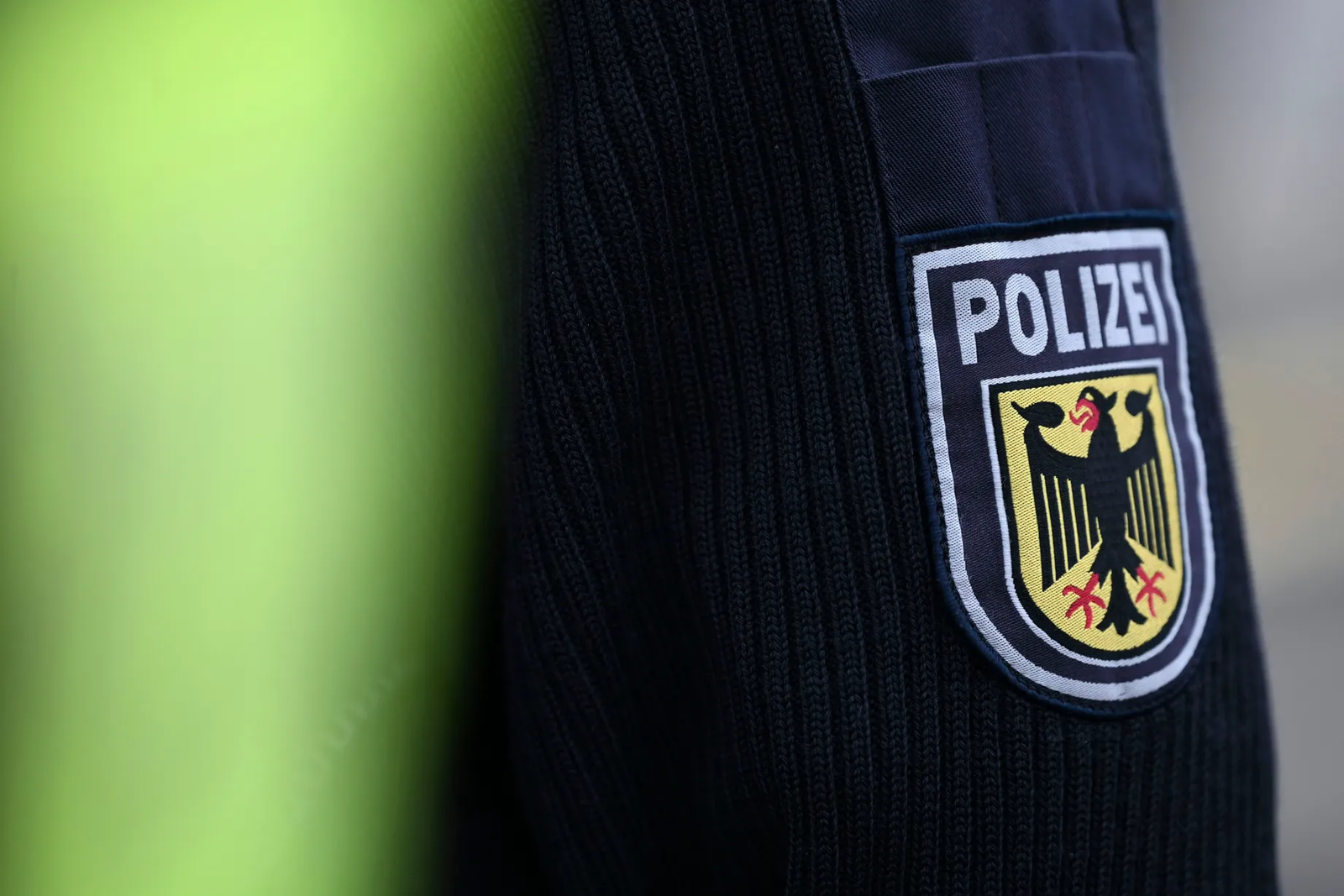 У Баварії призупинено рух потягів через загрозу вибухівки на коліях