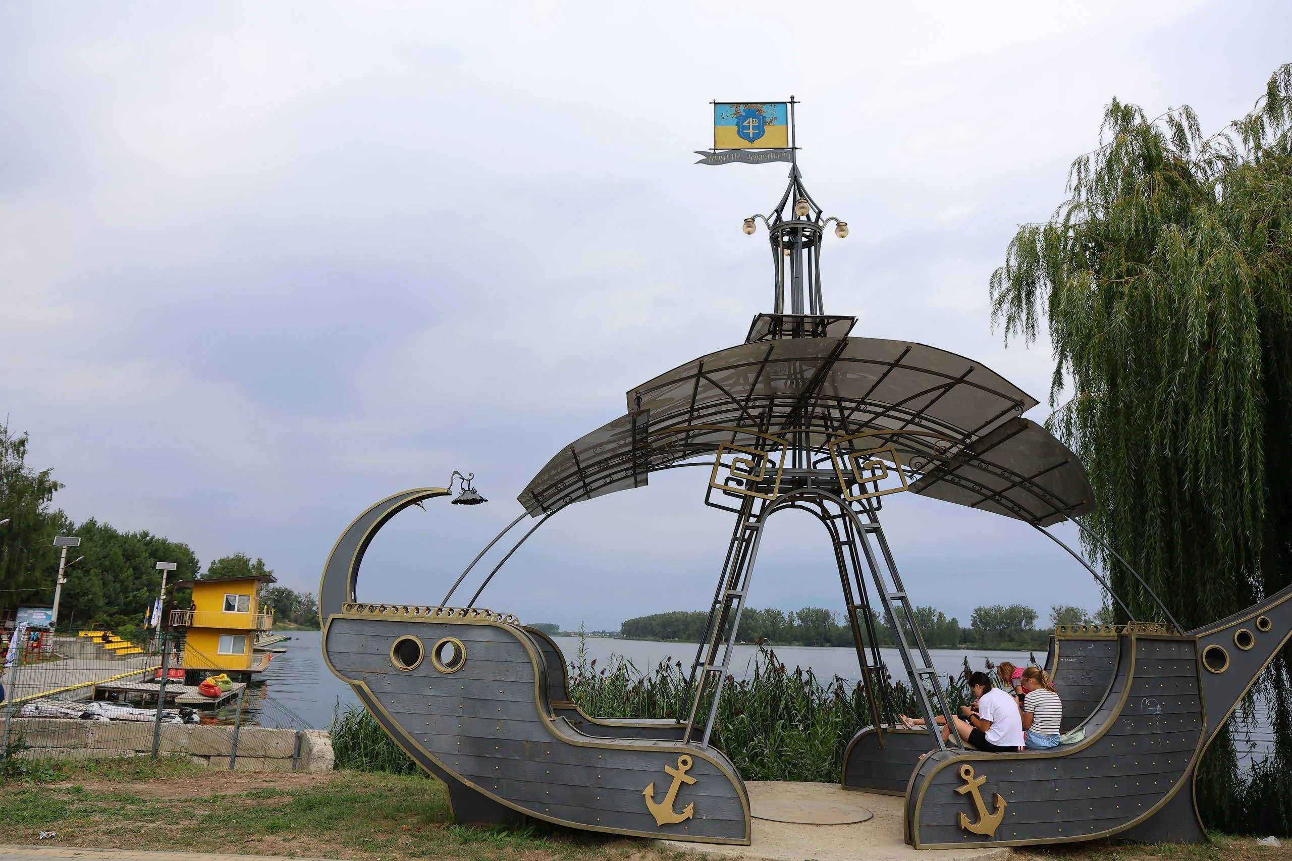 У Добротворі триває реконструкція відомої веслувальної бази національного рівня