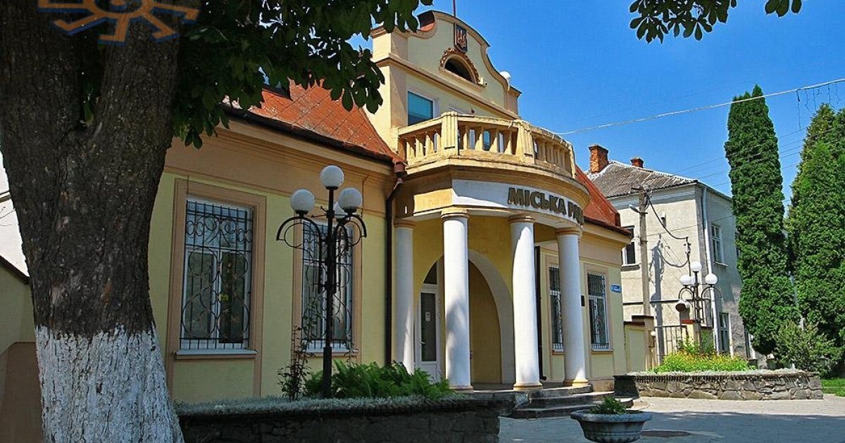 У Ходорові відреагували на обурення щодо скороченого робочого дня в міськраді, назвавши його «штучним ажіотажем»