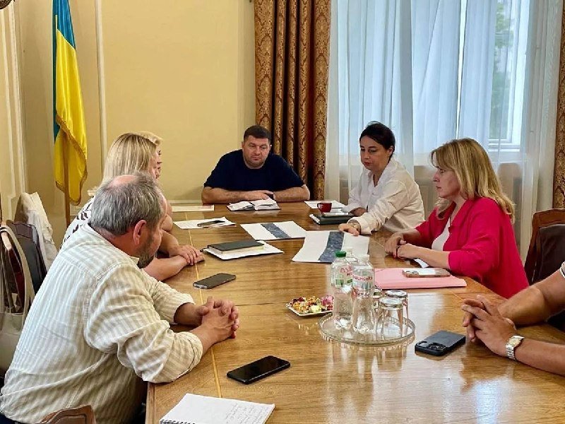 У Львівській області створюють картографічні матеріали для ідентифікації зон обмеження забудови навколо аеропорту