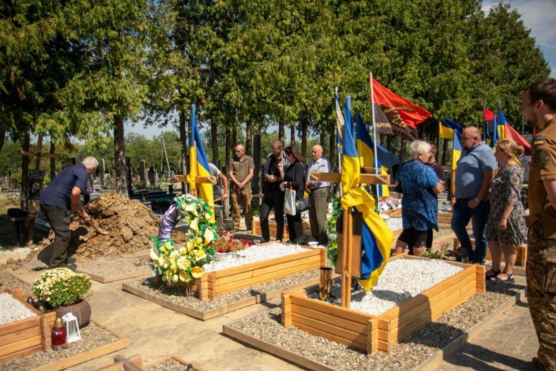 У Львівській області відбулося перепоховання військового Андрія Доброновського