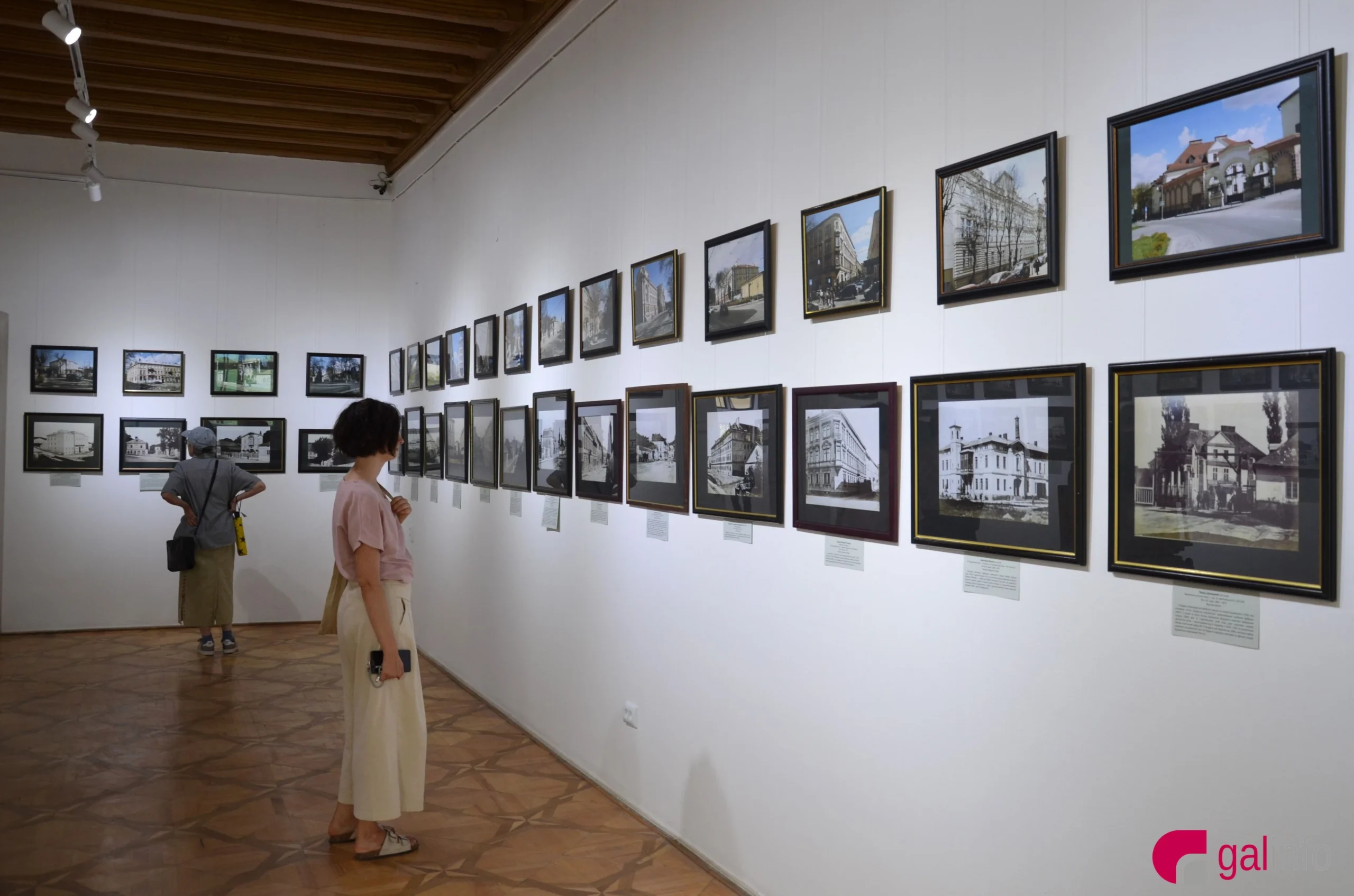 У Львівському історичному музеї представили виставку старовинних фотографій, що демонструють місто понад 150 років тому