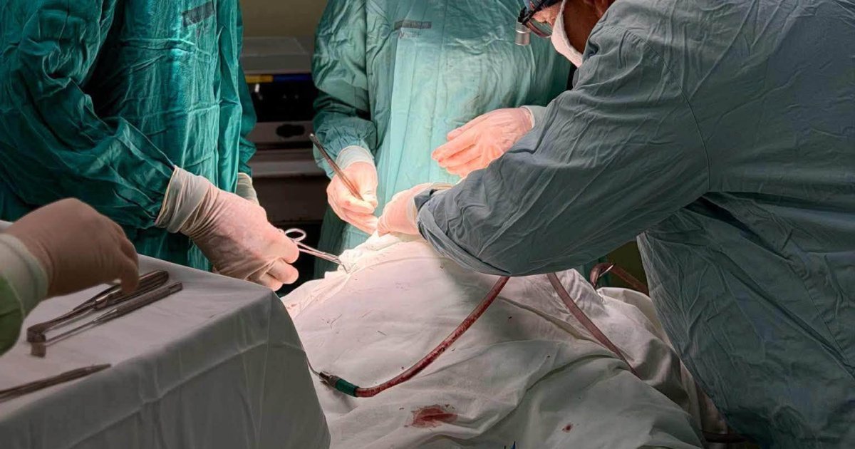 У львівському «Охматдиті» хлопцю успішно відновили щелепу за допомогою реберного трансплантату