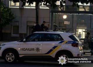 У Львові на вулиці Рубчака неповнолітня завдала тілесних ушкоджень двом жінкам і чоловіку