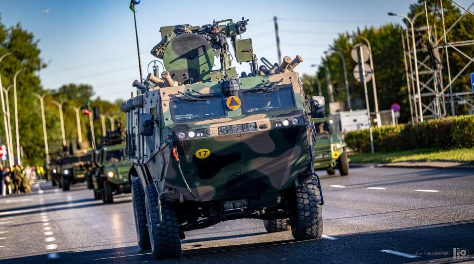 У Варшаві відбудеться найбільший в історії серпневий парад на честь дня польської армії