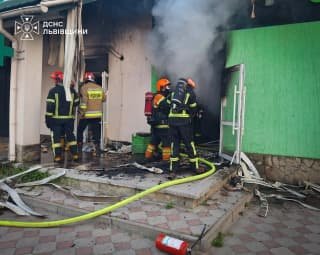 Вогонь у львівській аптеці забрав життя молодого чоловіка: офіційна інформація від ДСНС